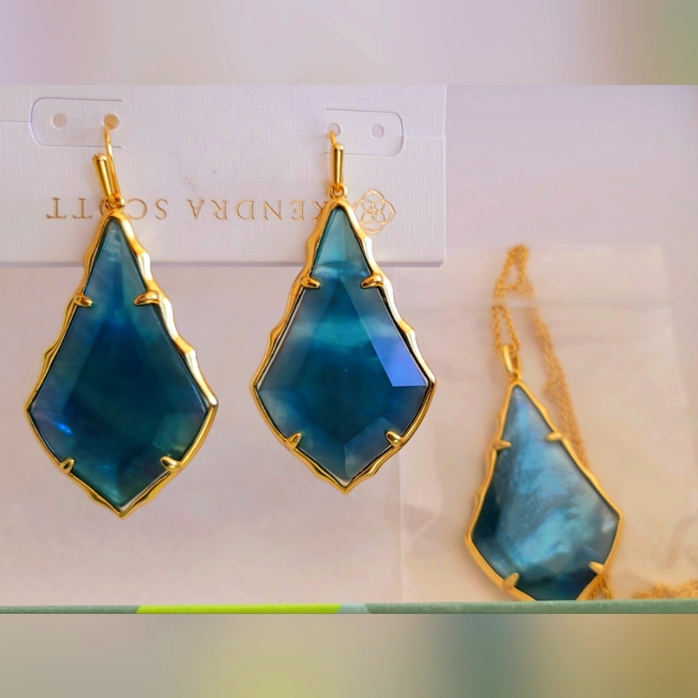 Kendra Scott Alex Pendant Necklace and Earrings In Teal Illusion & Gold NWOT